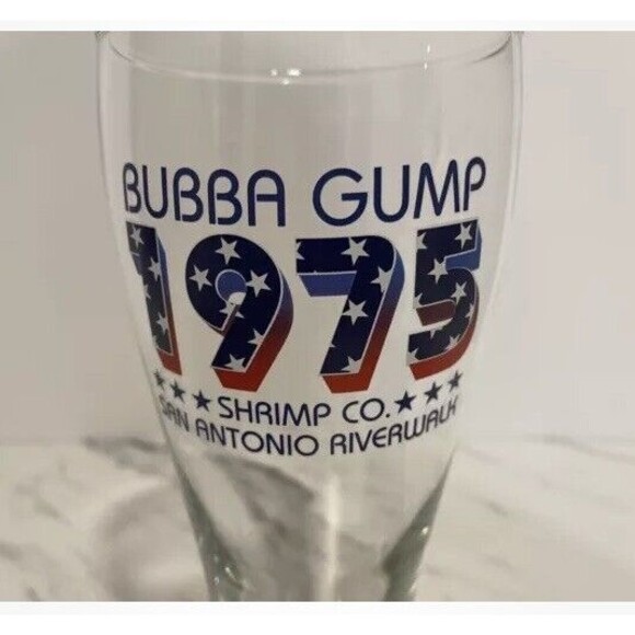 1975 Bubba Gump  Shrimp Co Beer Glass Tall Pilsner 20oz San Antonio Riverwalk - Picture 5 of 5